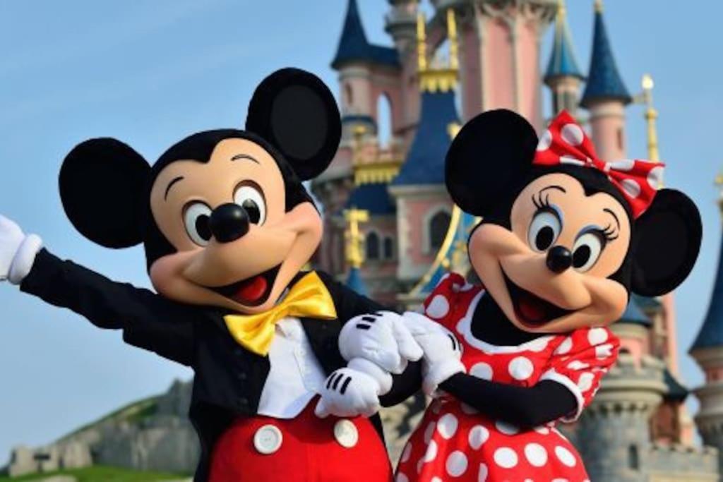 Studio Proche Disney Et Paris ノワジー＝ル＝グラン エクステリア 写真